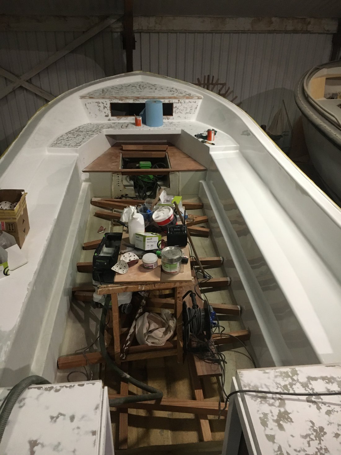 ...voorbereiden voor het leggen van de vloer...